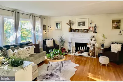 1036 Carper Street, McLean, VA 22101 - Photo 4