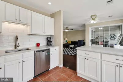 8209 Crossbrook Court #202, Lorton, VA 22079 - Photo 6