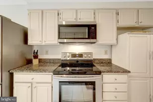 2231 Wheelwright Ct, Reston, VA 20191 - Photo 8