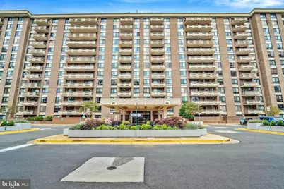 1808 Old Meadow Road #612, McLean, VA 22102 - Photo 2