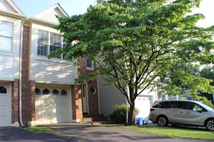 3869 Waythorn Pl, Fairfax, VA 22033 - Photo 2