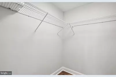 7081 Leewood Forest Drive, Springfield, VA 22151 - Photo 8
