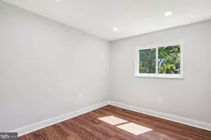 7081 Leewood Forest Dr, Springfield, VA 22151 - Photo 10