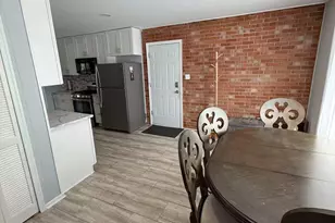 1716 Pine Valley Dr, Vienna, VA 22182 - Photo 8