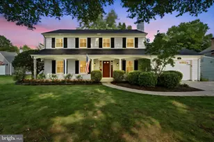 8607 Pilgrim Ct, Alexandria, VA 22308 - Photo 2