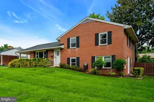 6014 Hibbling Ave, Springfield, VA 22150 - Photo 2