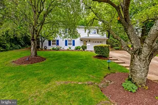 4625 Willet Dr, Annandale, VA 22003 - Photo 2