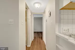 7758 Donnybrook Ct, Annandale, VA 22003 - Photo 12