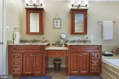 11734 Quay Road, Oakton, VA 22124 - Photo 34