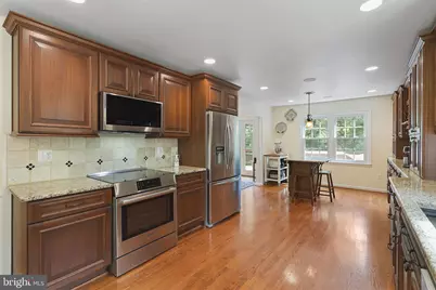 11734 Quay Road, Oakton, VA 22124 - Photo 10