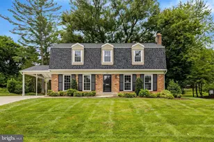 8104 Briar Creek Dr, Annandale, VA 22003 - Photo 6