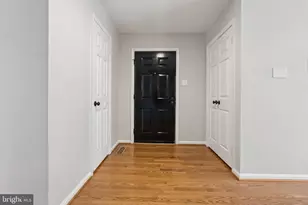 7401 Willshire Hunt Ct, Springfield, VA 22153 - Photo 14