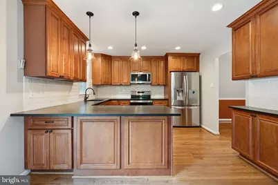 7401 Willshire Hunt Court, Springfield, VA 22153 - Photo 10