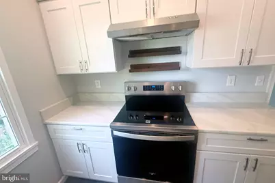 8346 Glastonbury Court, Annandale, VA 22003 - Photo 14