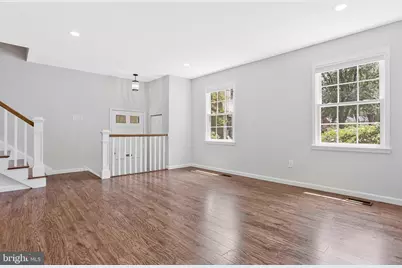 8346 Glastonbury Court, Annandale, VA 22003 - Photo 8