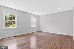 8346 Glastonbury Ct, Annandale, VA 22003 - Photo 10