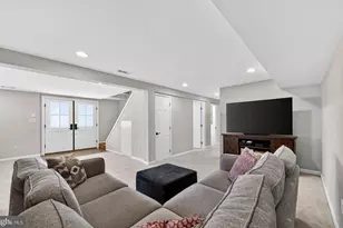 1109 Hillcrest Dr SW, Vienna, VA 22180 - Photo 28