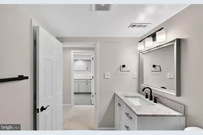 1109 Hillcrest Drive SW, Vienna, VA 22180 - Photo 32