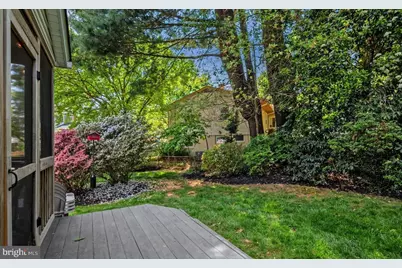 1109 Hillcrest Drive SW, Vienna, VA 22180 - Photo 42