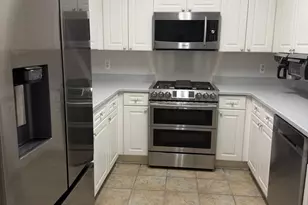 8181 Carnegie Hall Ct, Vienna, VA 22180 - Photo 4