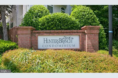 2931 Deer Hollow Way #208, Fairfax, VA 22031 - Photo 1