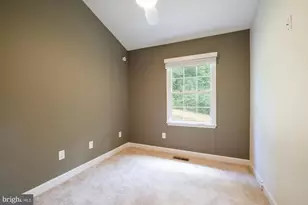 6008 Kelsey Ct, Falls Church, VA 22044 - Photo 32