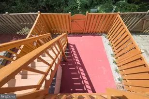 8434 Springfield Oaks Dr, Springfield, VA 22153 - Photo 20