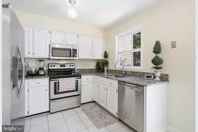 8434 Springfield Oaks Drive, Springfield, VA 22153 - Photo 16