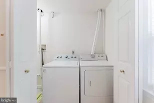 9350 Peter Roy Ct, Burke, VA 22015 - Photo 34