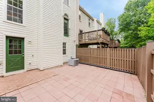 9350 Peter Roy Ct, Burke, VA 22015 - Photo 40