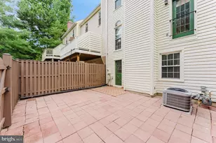 9350 Peter Roy Ct, Burke, VA 22015 - Photo 38