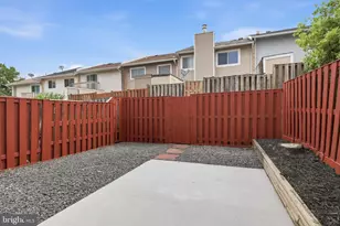 13362 Preuit Pl, Herndon, VA 20170 - Photo 30