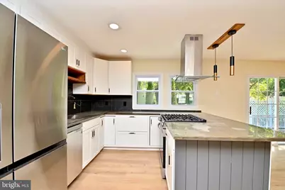 7215 Willow Oak Place, Springfield, VA 22153 - Photo 12
