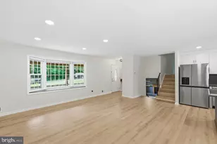 7215 Willow Oak Pl, Springfield, VA 22153 - Photo 8