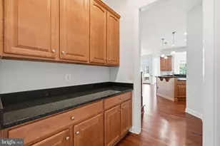 5285 Meadow Estates Dr, Fairfax, VA 22030 - Photo 18