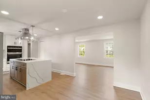 15310 Blueridge View Dr, Centreville, VA 20120 - Photo 10