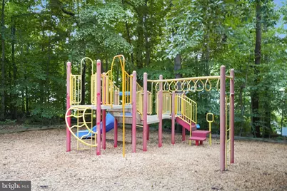 8234 Crestmont Circle, Springfield, VA 22153 - Photo 26
