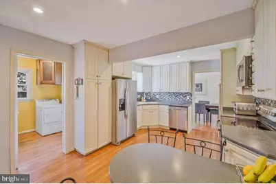 7902 Larrick Court, Springfield, VA 22153 - Photo 12
