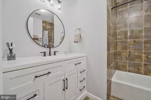 7902 Larrick Ct, Springfield, VA 22153 - Photo 20