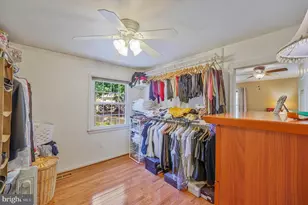 7902 Larrick Ct, Springfield, VA 22153 - Photo 24