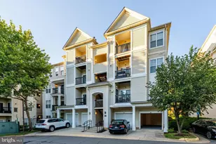 11375 Aristotle Dr, Fairfax, VA 22030 - Photo 16