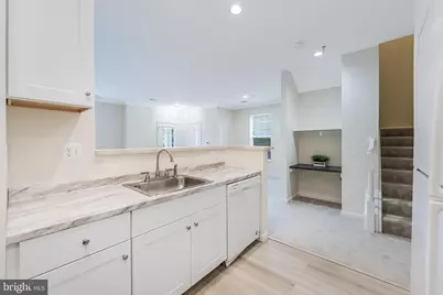 11375 Aristotle Drive #9-101, Fairfax, VA 22030 - Photo 10
