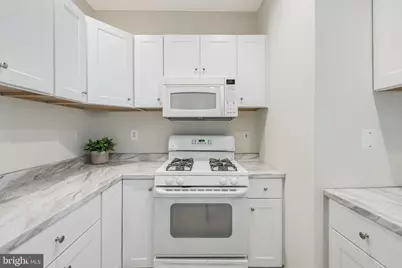 11375 Aristotle Drive #9-101, Fairfax, VA 22030 - Photo 12
