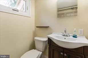 5627 Ottawa Rd, Centreville, VA 20120 - Photo 30