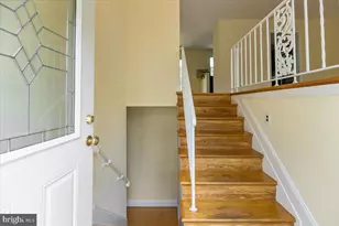 5627 Ottawa Rd, Centreville, VA 20120 - Photo 2