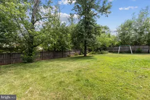 5627 Ottawa Rd, Centreville, VA 20120 - Photo 36