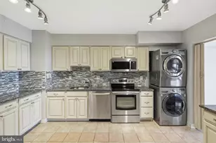 3709 S George Mason Dr, Falls Church, VA 22041 - Photo 16
