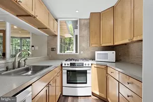 7710 Elba Rd, Alexandria, VA 22306 - Photo 18