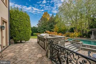 [Address not provided], McLean, VA 22102 - Photo 8