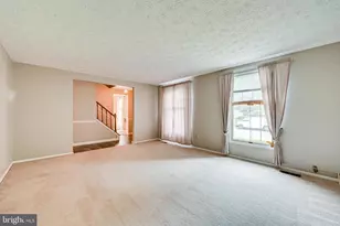 3381 Monarch Ln, Annandale, VA 22003 - Photo 8